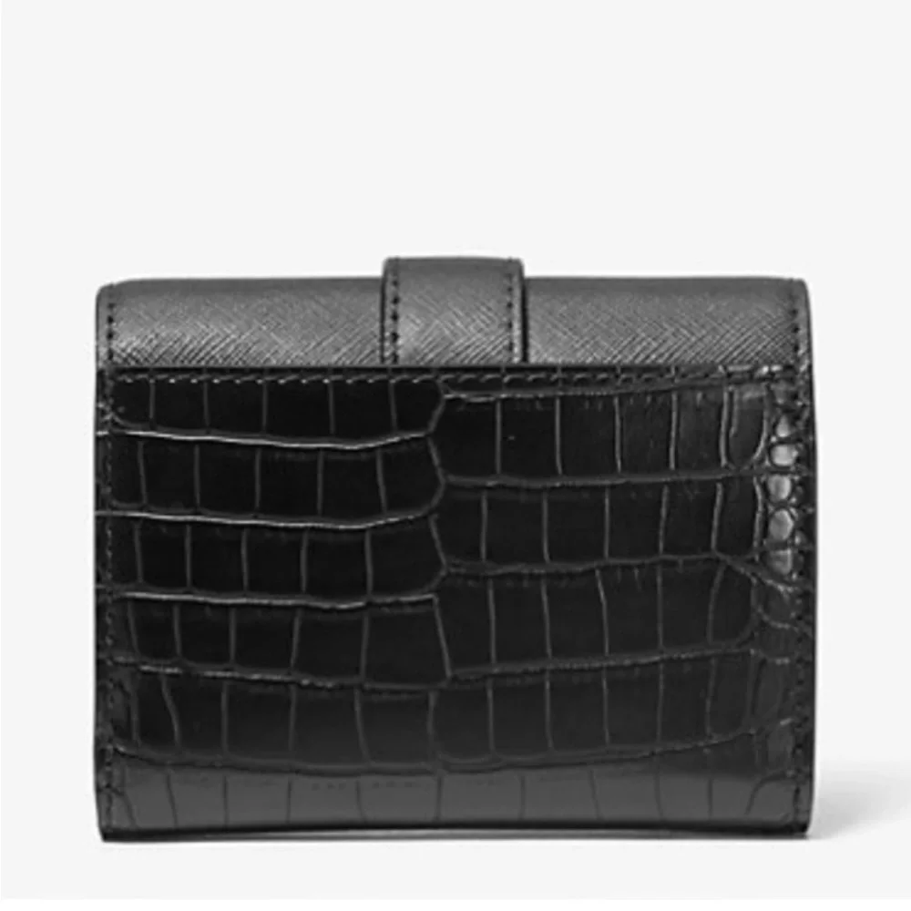 Michael Kors Carmen Medium Flap bifold in Black